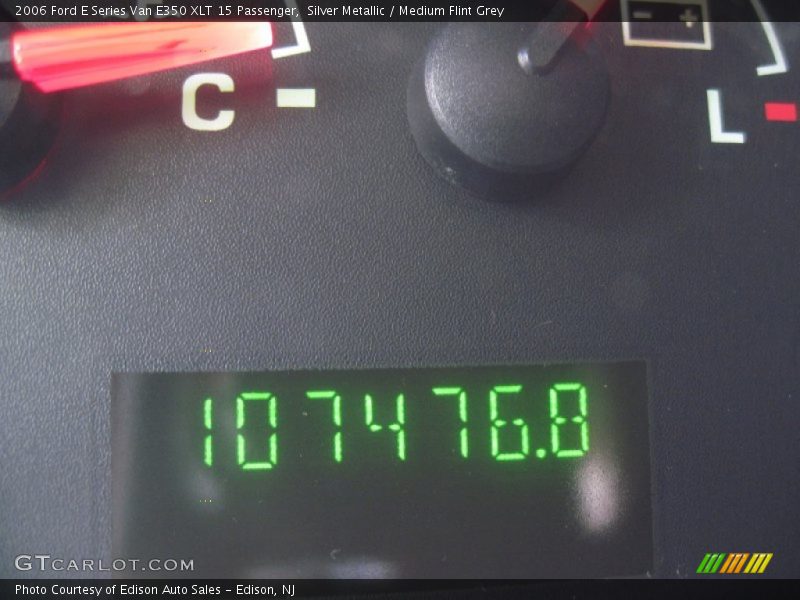Silver Metallic / Medium Flint Grey 2006 Ford E Series Van E350 XLT 15 Passenger