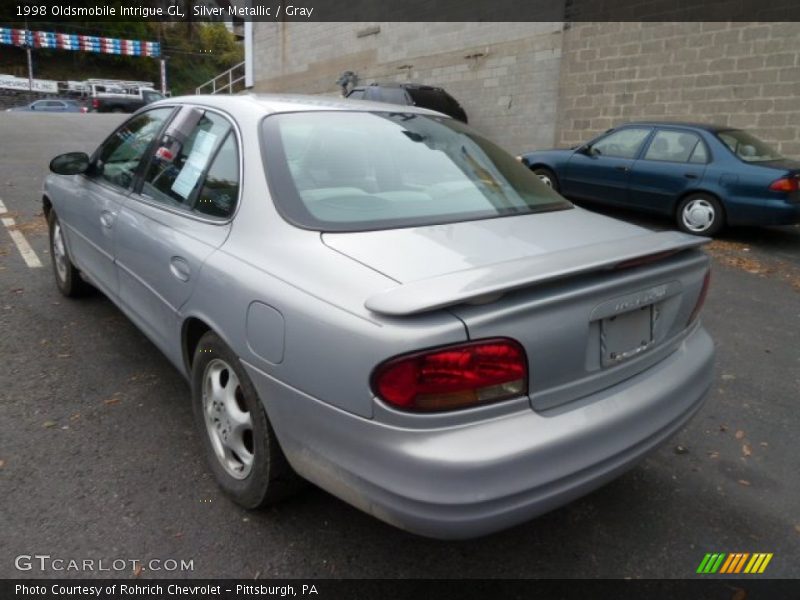 Silver Metallic / Gray 1998 Oldsmobile Intrigue GL