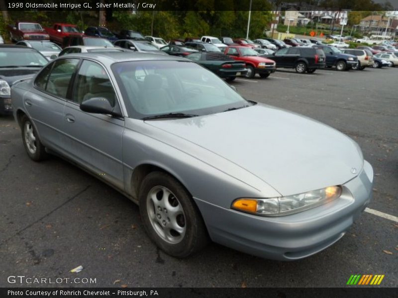 Silver Metallic / Gray 1998 Oldsmobile Intrigue GL