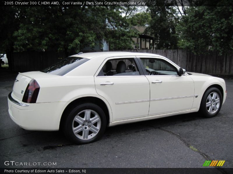 Cool Vanilla / Dark Slate Gray/Medium Slate Gray 2005 Chrysler 300 C HEMI AWD