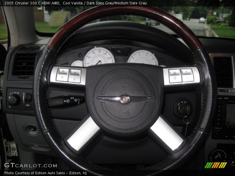  2005 300 C HEMI AWD Steering Wheel