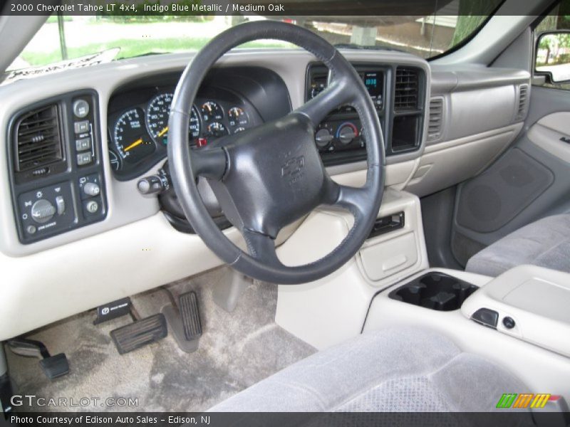 Indigo Blue Metallic / Medium Oak 2000 Chevrolet Tahoe LT 4x4