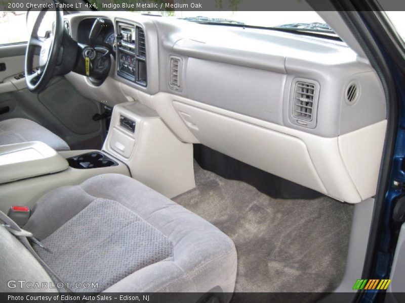 Indigo Blue Metallic / Medium Oak 2000 Chevrolet Tahoe LT 4x4