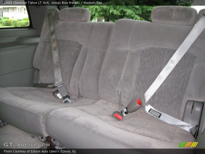 Indigo Blue Metallic / Medium Oak 2000 Chevrolet Tahoe LT 4x4