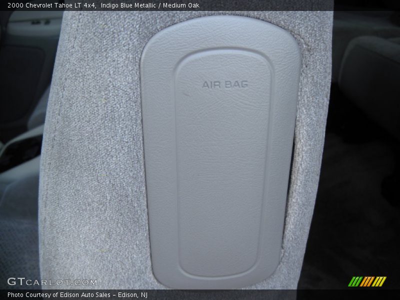 Indigo Blue Metallic / Medium Oak 2000 Chevrolet Tahoe LT 4x4