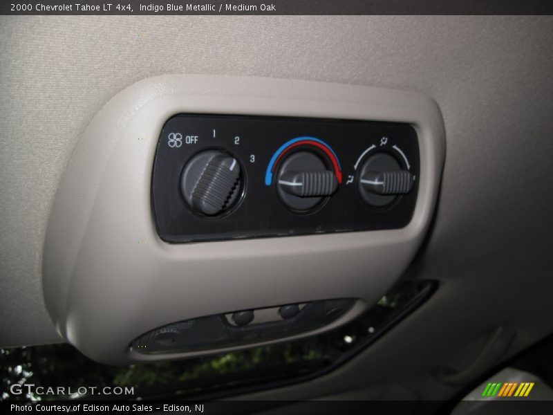 Indigo Blue Metallic / Medium Oak 2000 Chevrolet Tahoe LT 4x4
