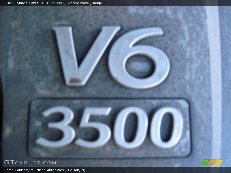 Nordic White / Beige 2005 Hyundai Santa Fe LX 3.5 4WD