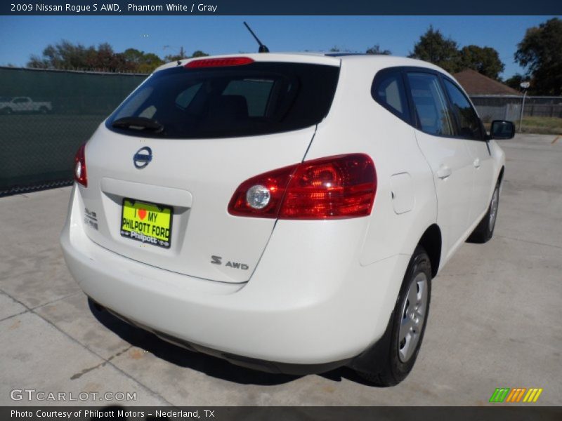 Phantom White / Gray 2009 Nissan Rogue S AWD