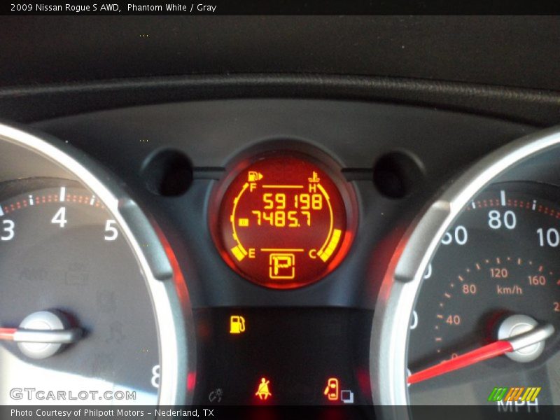 Phantom White / Gray 2009 Nissan Rogue S AWD