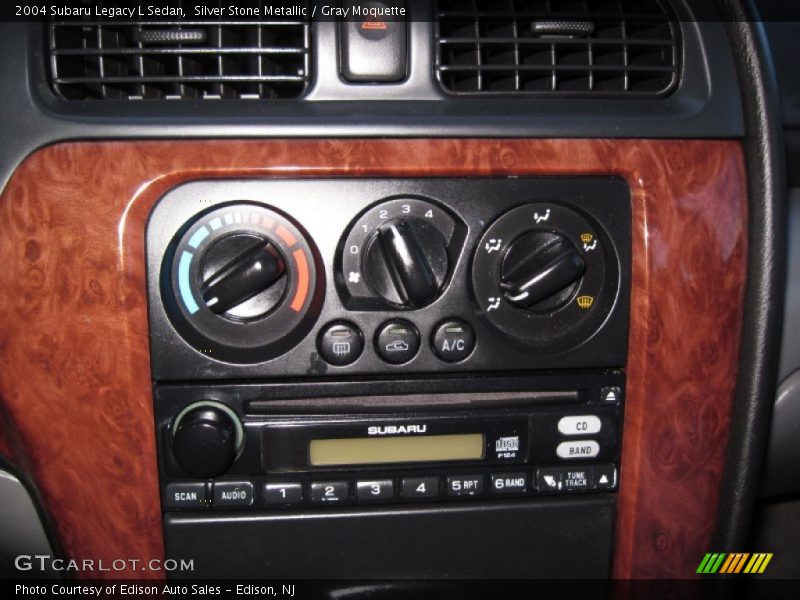 Silver Stone Metallic / Gray Moquette 2004 Subaru Legacy L Sedan