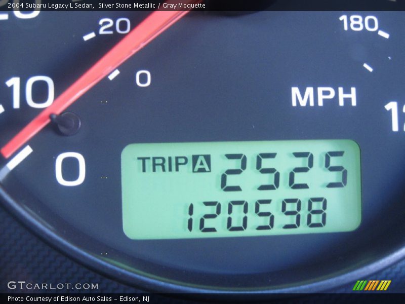 Silver Stone Metallic / Gray Moquette 2004 Subaru Legacy L Sedan