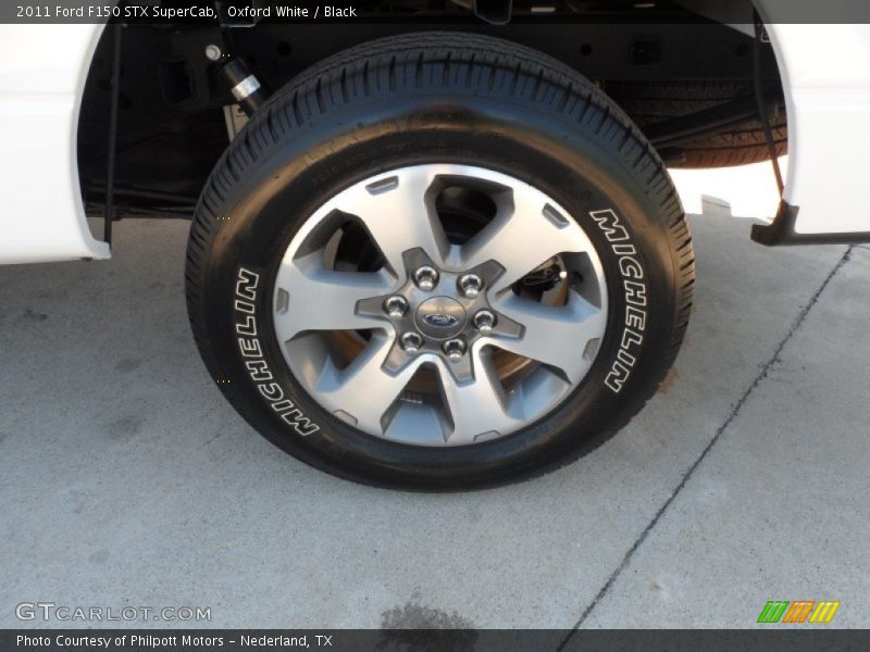 Oxford White / Black 2011 Ford F150 STX SuperCab