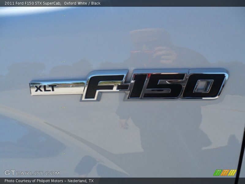 Oxford White / Black 2011 Ford F150 STX SuperCab