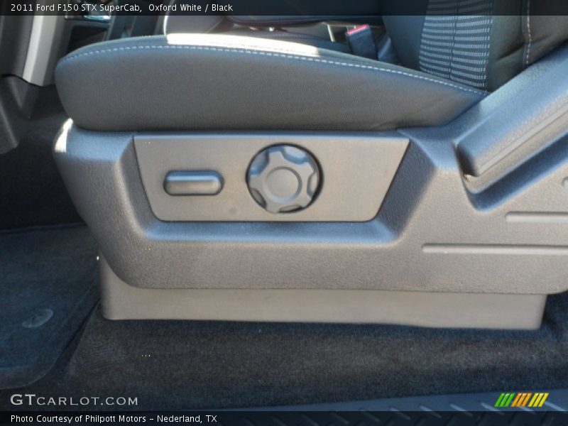 Oxford White / Black 2011 Ford F150 STX SuperCab