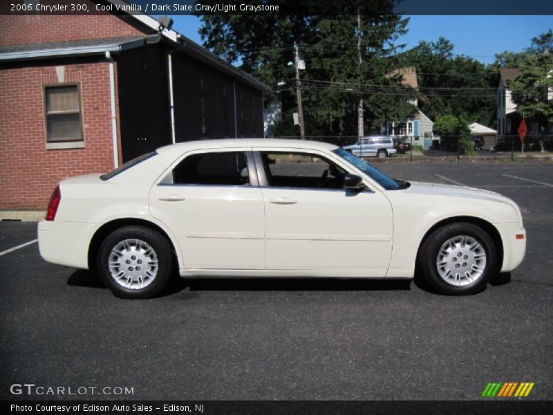 Cool Vanilla / Dark Slate Gray/Light Graystone 2006 Chrysler 300