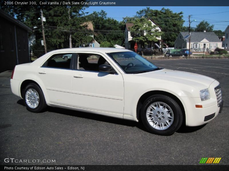 Cool Vanilla / Dark Slate Gray/Light Graystone 2006 Chrysler 300