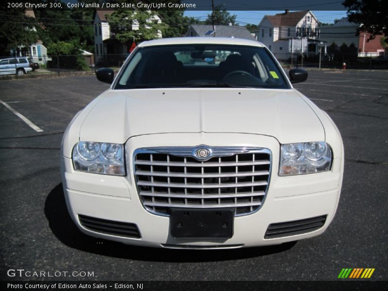 Cool Vanilla / Dark Slate Gray/Light Graystone 2006 Chrysler 300