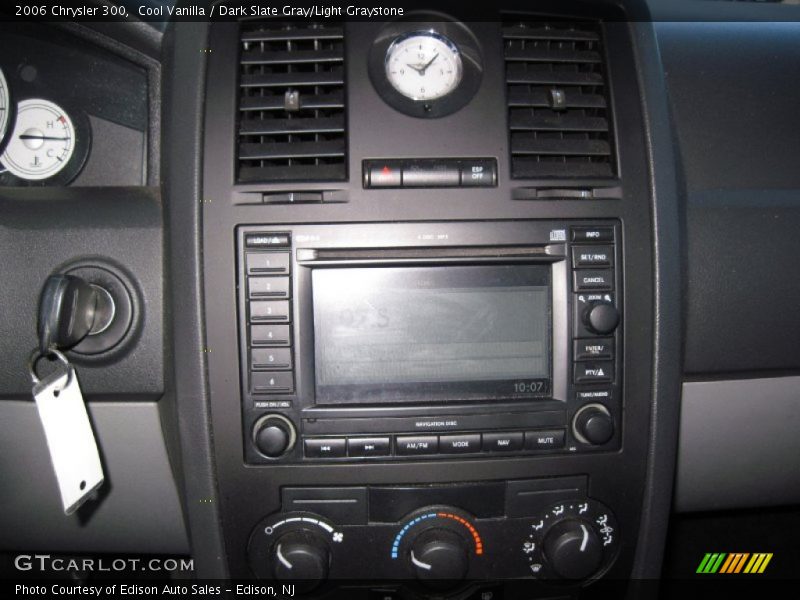 Cool Vanilla / Dark Slate Gray/Light Graystone 2006 Chrysler 300