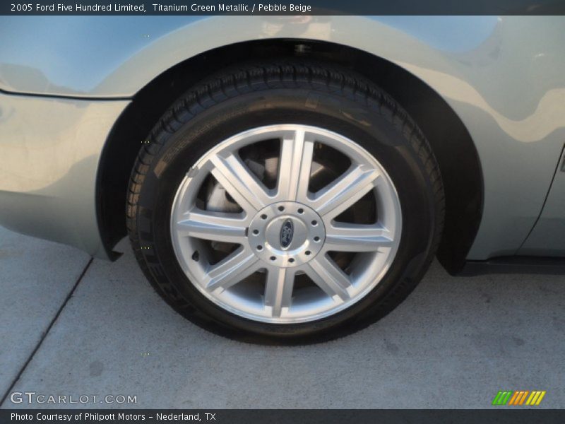  2005 Five Hundred Limited Wheel
