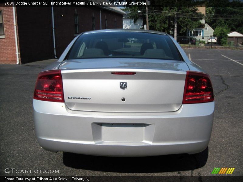 Bright Silver Metallic / Dark Slate Gray/Light Graystone 2006 Dodge Charger SE