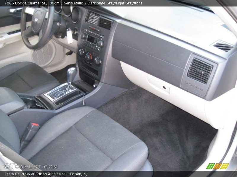 Bright Silver Metallic / Dark Slate Gray/Light Graystone 2006 Dodge Charger SE