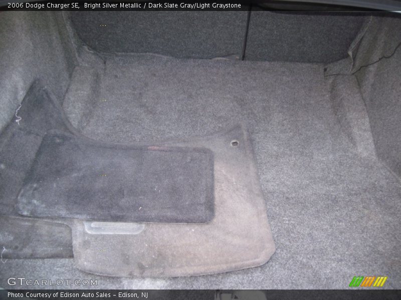 Bright Silver Metallic / Dark Slate Gray/Light Graystone 2006 Dodge Charger SE