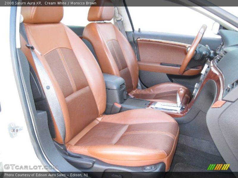 Cream White / Morocco Brown 2008 Saturn Aura XR