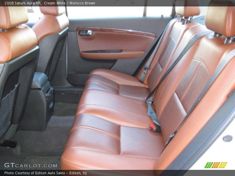Cream White / Morocco Brown 2008 Saturn Aura XR