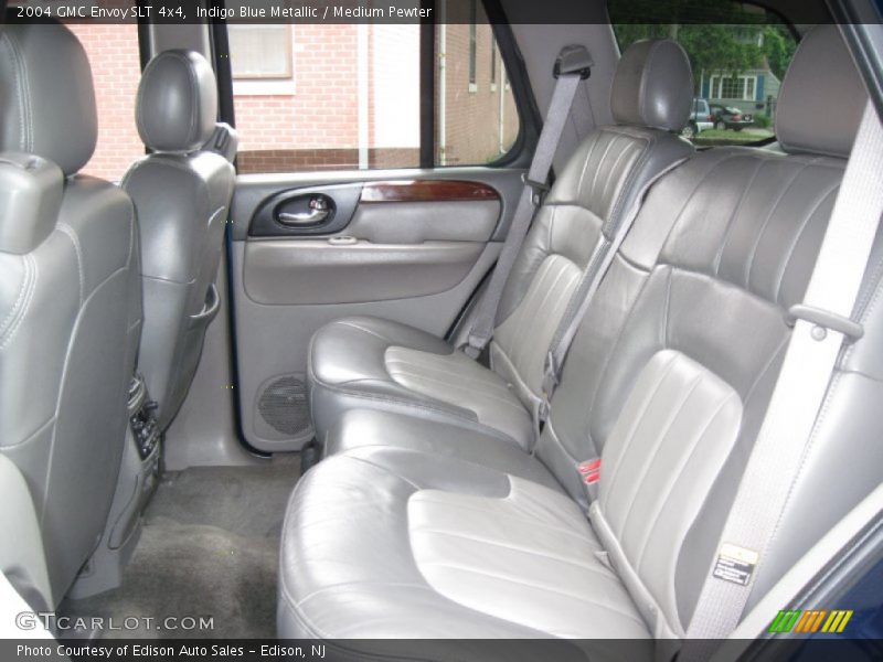 Indigo Blue Metallic / Medium Pewter 2004 GMC Envoy SLT 4x4