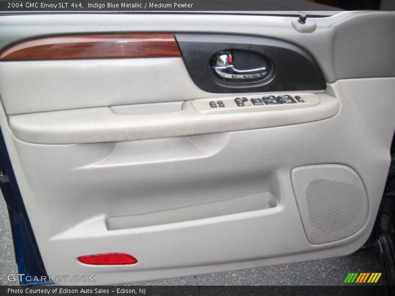 Indigo Blue Metallic / Medium Pewter 2004 GMC Envoy SLT 4x4