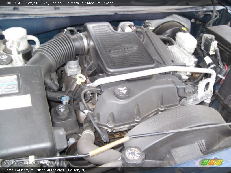 Indigo Blue Metallic / Medium Pewter 2004 GMC Envoy SLT 4x4