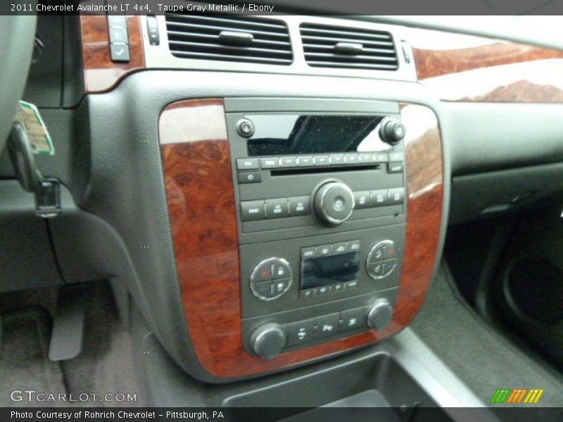 Taupe Gray Metallic / Ebony 2011 Chevrolet Avalanche LT 4x4