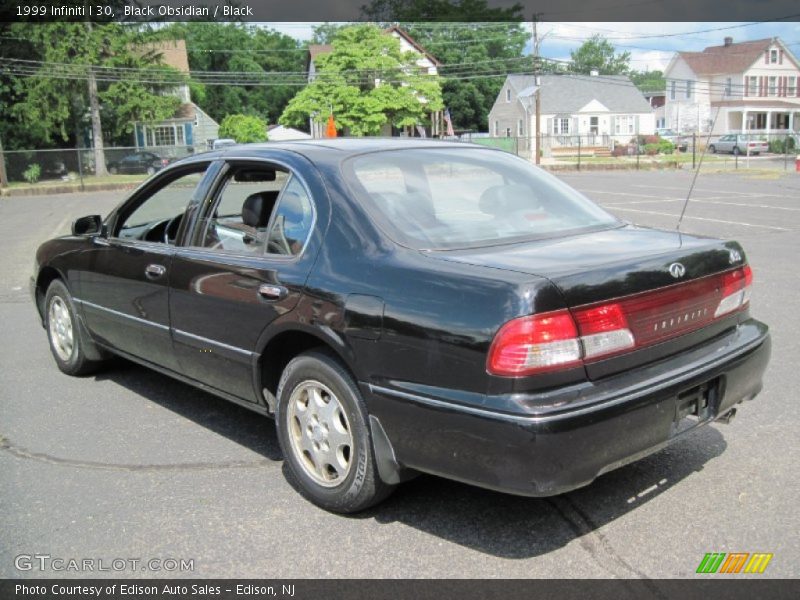 Black Obsidian / Black 1999 Infiniti I 30