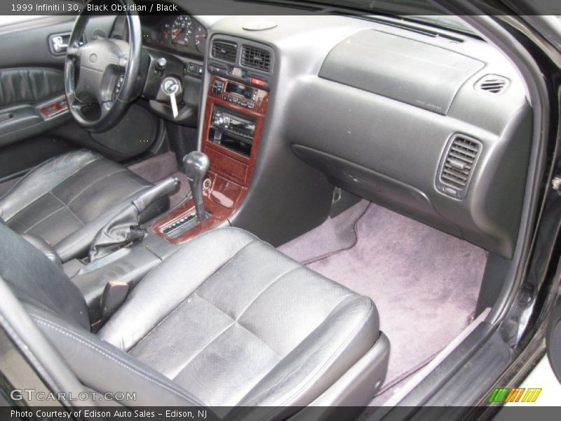 Black Obsidian / Black 1999 Infiniti I 30