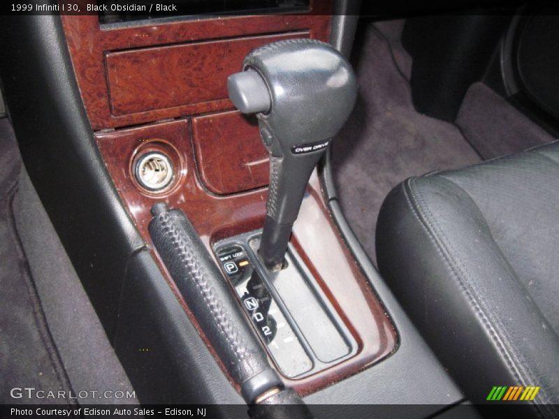 Black Obsidian / Black 1999 Infiniti I 30