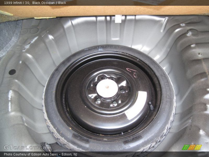 Black Obsidian / Black 1999 Infiniti I 30