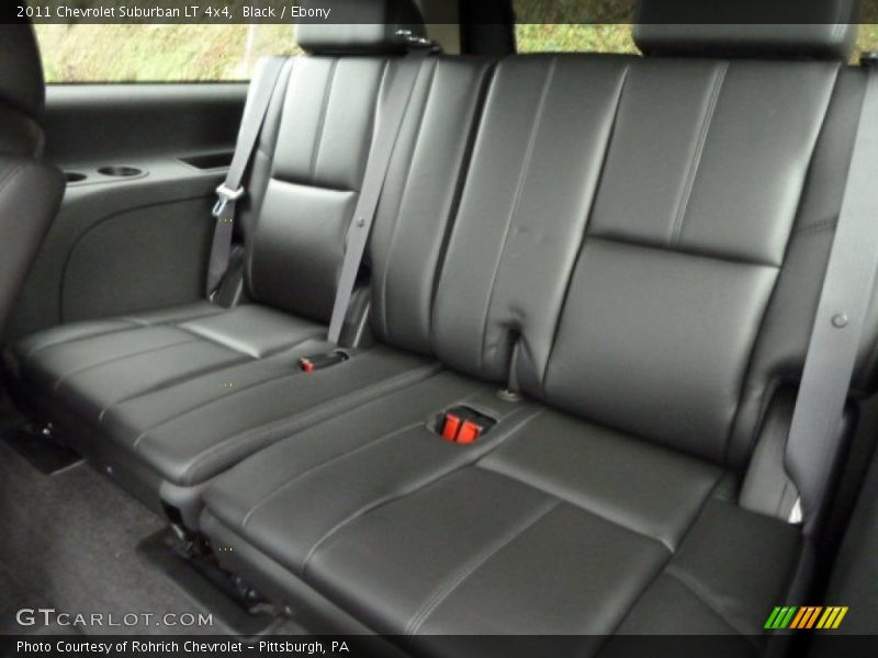 Black / Ebony 2011 Chevrolet Suburban LT 4x4