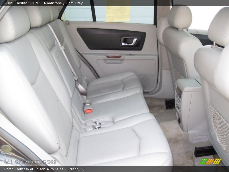 Moonstone / Light Gray 2005 Cadillac SRX V6