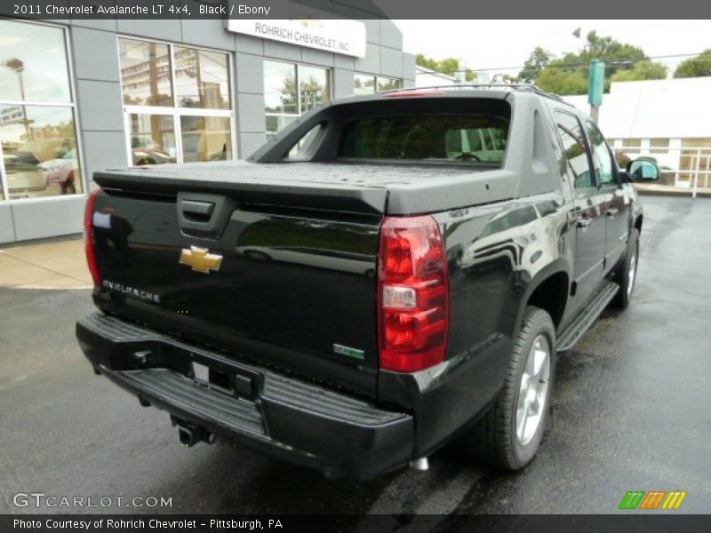 Black / Ebony 2011 Chevrolet Avalanche LT 4x4