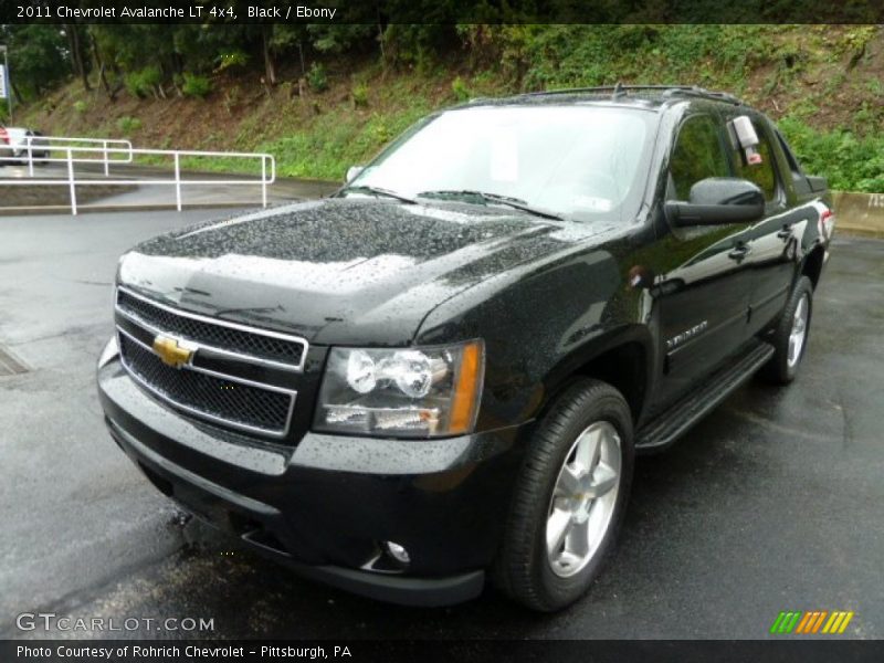 Black / Ebony 2011 Chevrolet Avalanche LT 4x4