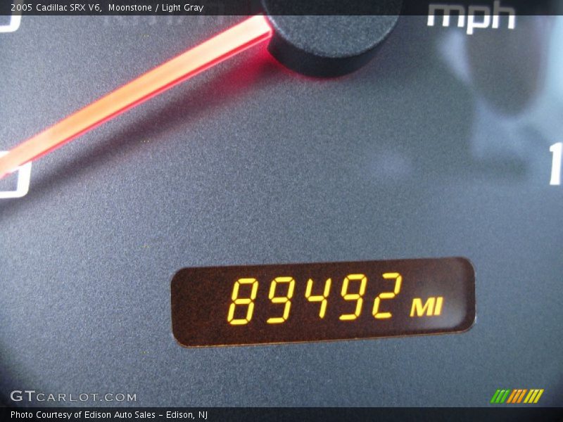 Moonstone / Light Gray 2005 Cadillac SRX V6