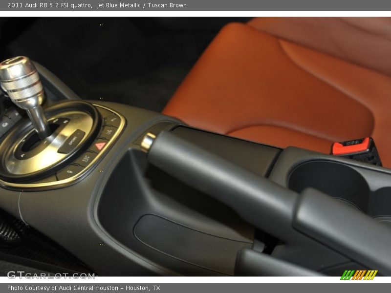  2011 R8 5.2 FSI quattro 6 Speed R tronic Automatic Shifter