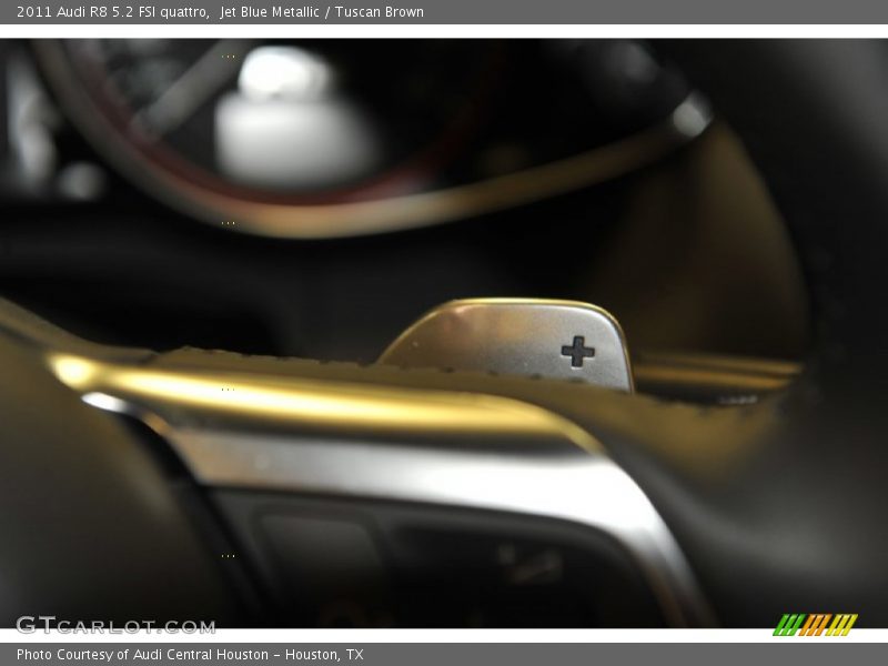 + Paddle Shifter - 2011 Audi R8 5.2 FSI quattro