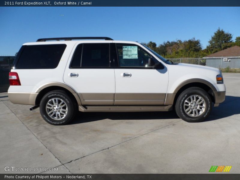 Oxford White / Camel 2011 Ford Expedition XLT