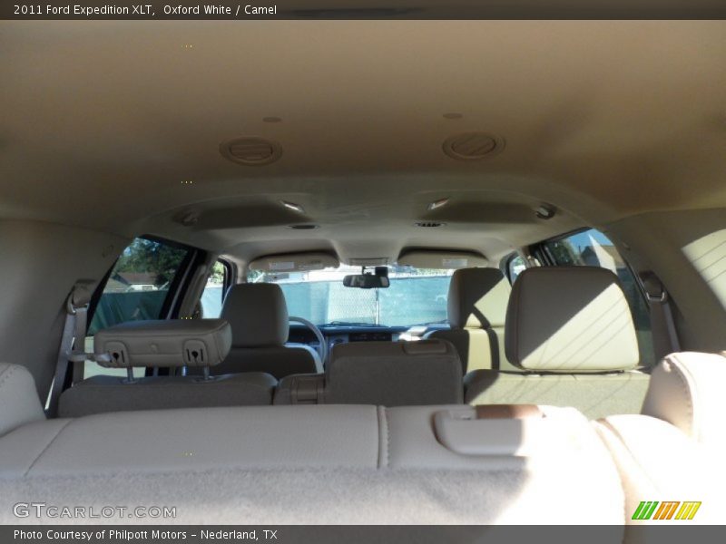 Oxford White / Camel 2011 Ford Expedition XLT