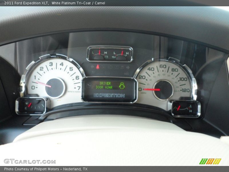 White Platinum Tri-Coat / Camel 2011 Ford Expedition XLT
