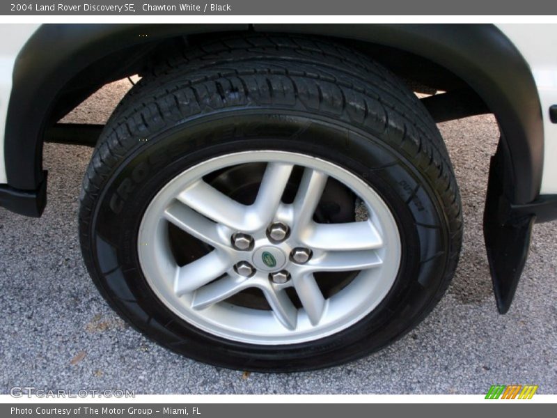 Chawton White / Black 2004 Land Rover Discovery SE