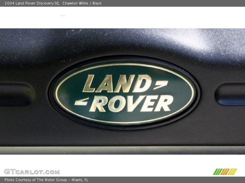 Chawton White / Black 2004 Land Rover Discovery SE