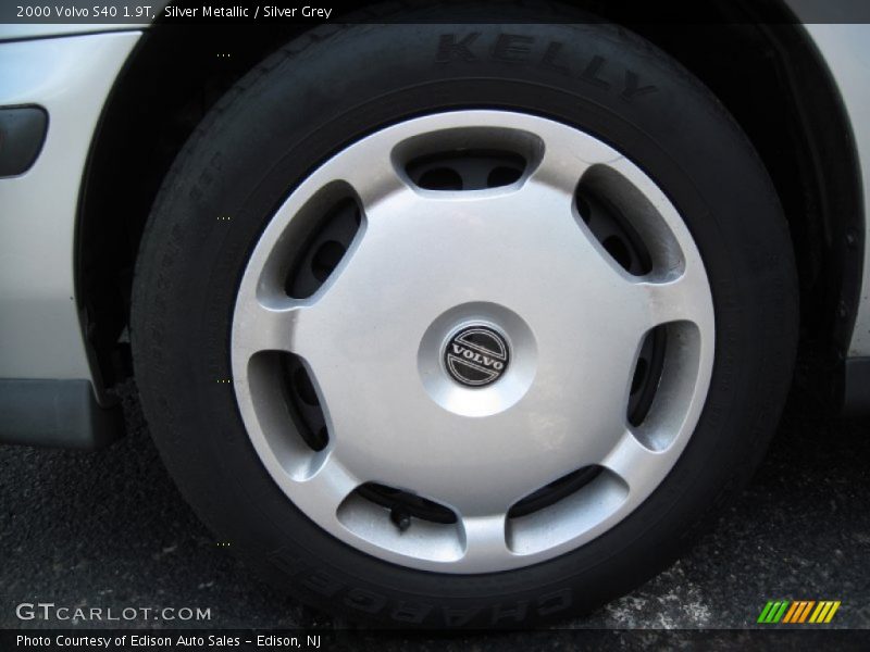  2000 S40 1.9T Wheel