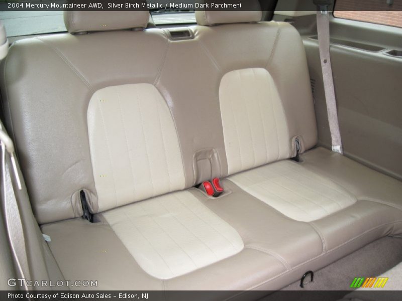 Silver Birch Metallic / Medium Dark Parchment 2004 Mercury Mountaineer AWD